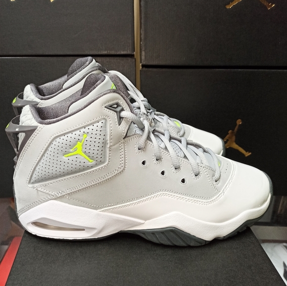 Jordan b'loyal